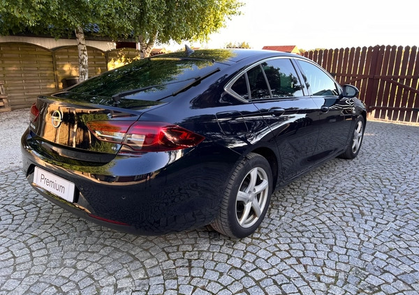 Opel Insignia cena 60900 przebieg: 179000, rok produkcji 2019 z Brwinów małe 232